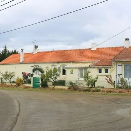 Gite Gauche فيلة